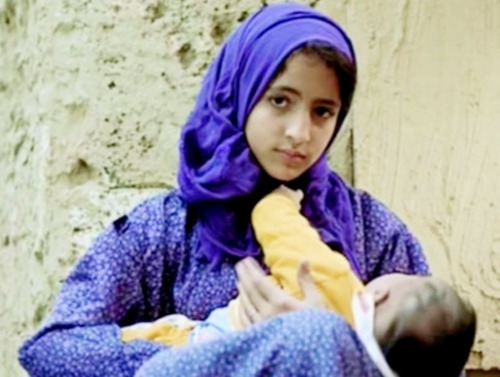 12 НАСТАЙДАА ҮЕЭЛТЭЙГЭЭ ГЭРЛЭСЭН ИРАН БҮСГҮЙ ЦААЗЫН ЯЛ СОНСЖЭЭ