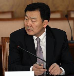 Ц.Цолмон:  Өршөөлийн хуулийг хаалттай хэлэлцүүлэх саналтай байна