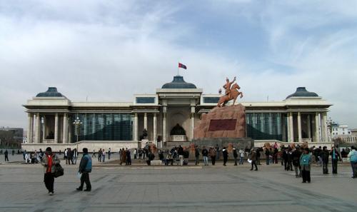 Төрийн ордны содон зочид 