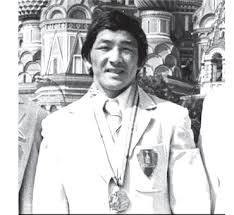 Гавьяат тамирчин Д.Оюунболд хөшөөнд мөнхөрлөө