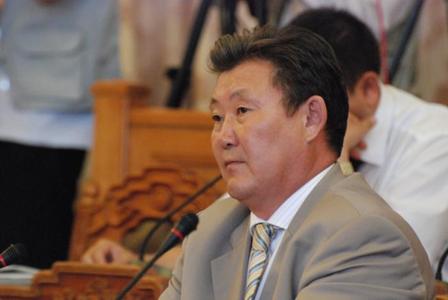 Цалинг бууруулвал ард түмнийг ядуурал руу түлхэнэ 