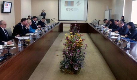 Евразийн эдийн засгийн комиссын сайд айлчилж байна