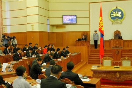 Эмнэлгийн тусламж, үйлчилгээний  төслийг хэлэлцэхийг дэмжлээ