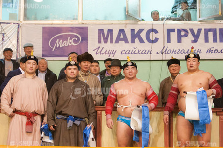 П.Бүрэнтөгс арслан түрүүллээ