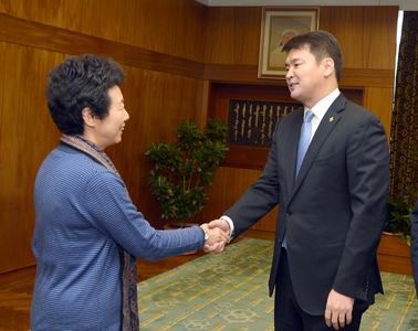Ерөнхий сайд Янь Зюньцийг хүлээн авч уулзлаа