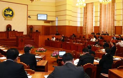 Хамтын тэтгэврийн хуулийг баталлаа