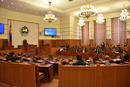 МАН-ын бүлэг 8 асуудлаас завсарлага авлаа