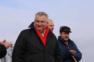 Януковичийн дэмжигч Олег Калашников амиа алджээ
