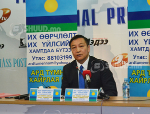 Л.Гүндалай сэтгүүлчдийг ”авлигадна”