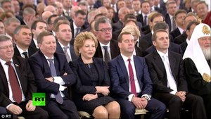 Медведев дахиад л унтжээ