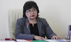 Р.Бурмаа баллаж тавьсан сурагтай 