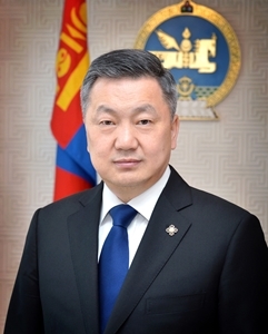 УИХ-ын дарга эдийн засгийн чуулганыг хаана 