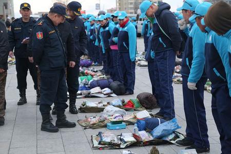 Арвайхээр сумын 14 мянга гаруй иргэнийг нүүлгэн шилжүүлжээ
