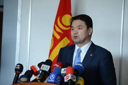 Ч.Сайханбилэг: Одоо Тавантолгойгоо хөдөлгөнө өө