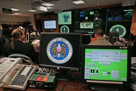 “NSA”, Францын сангийн сайд нарыг тагнадаг байжээ