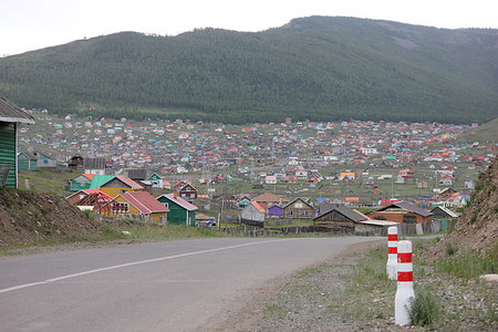 Зуслангийн зам засварт зөвлөмж саад болжээ