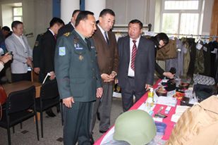 Батлан хамгаалах яам дотоодын үйлдвэрлэгчээ дэмжинэ