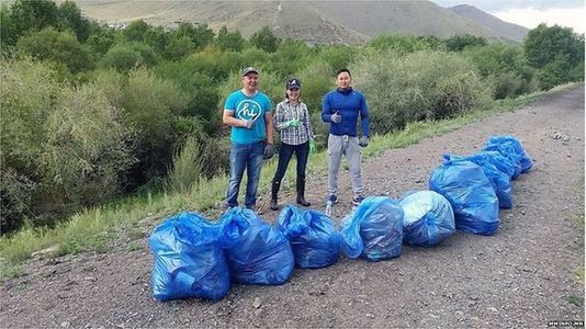 ВВС агентлаг: Монголчууд хог түүх аян санаачилжээ