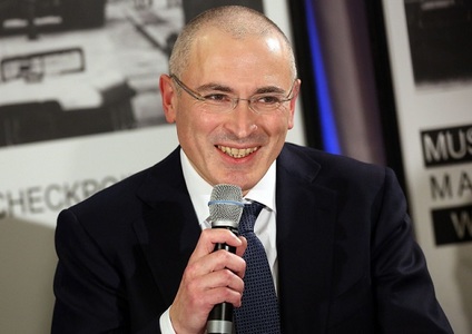 Ходорковскийг дахин байцаахаар болжээ