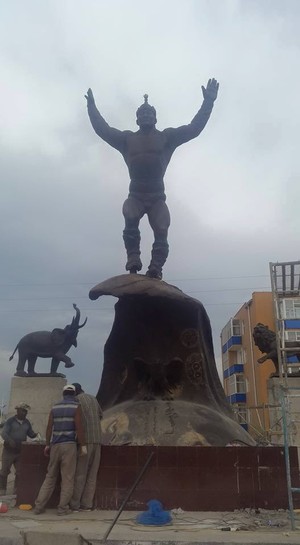 Х.Баянмөнхийн хөшөөг 300 сая төгрөгөөр босголоо