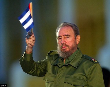 Кастро дүүгээ буруутгав