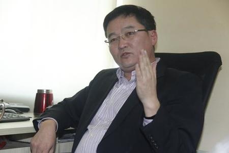 Б.Лхагважав: Эдийн засгийн ил тод байдлын тухай хуулийг улстөржүүлж байна
