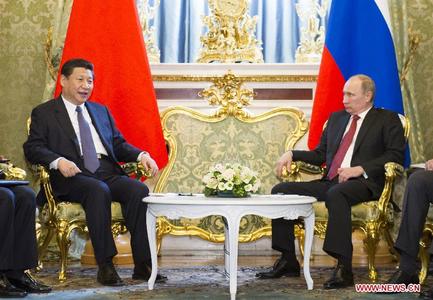 Путин хятад дуу дуулна
