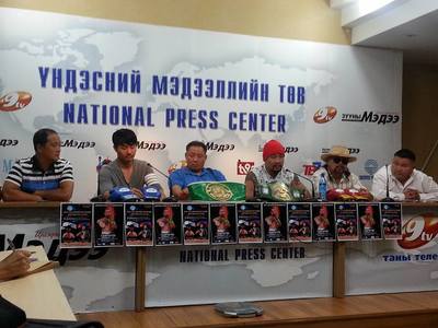  Монголчууддаа хүчтэй цохилтоо харуулах болно
