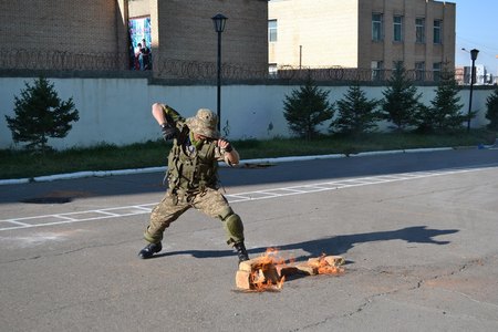Хилчид “Шилдэг ахлагч”-ийг шалгаруулж байна