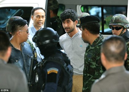 Бангкок: Гэмт хэрэгтэн хэргээ хүлээжээ