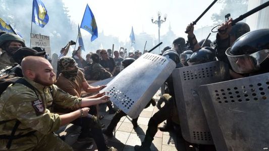 Украинд мөргөлдөөн үүсчээ