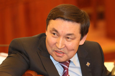 А.Бакей: Сонгуулийн хуулийг батлахын тулд бүлгүүд зориг гаргах ёстой 