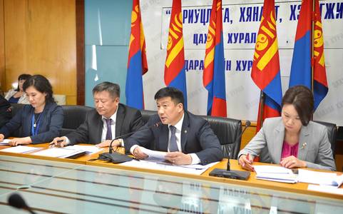 Сургууль, цэцэрлэгийн засварын ажлын санхүүжилтийг шийдвэрлэхийг даалгалаа