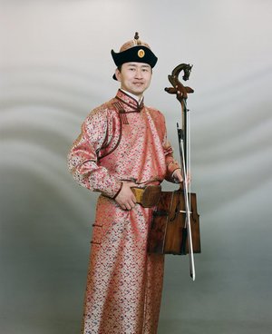 Ширэн цартай хуурын гайхамшгийг харуулна