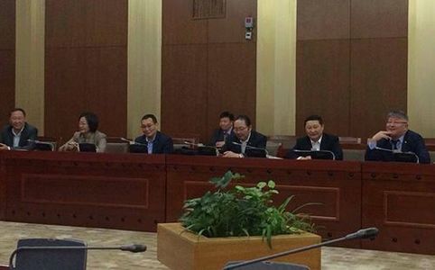 Төрийн байгуулалтын байнгын хороон хурал хойшлов
