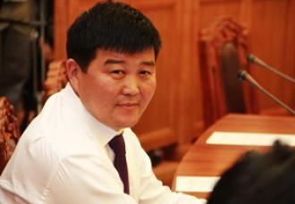 Х.Болорчулуун: М.Зоригт мэт нь намайг шүүдэггүй л байхгүй юу 