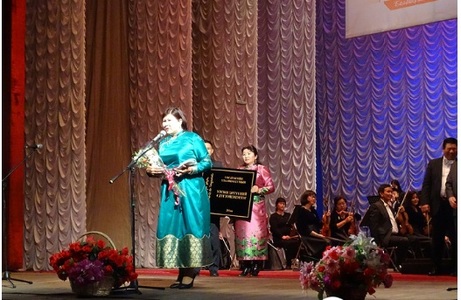 Оны тэргүүний багш, сургуулийг тодрууллаа