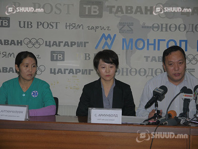 С.Ариунболд: Дуудлагаар очсон эмч биед нь халдаагүй