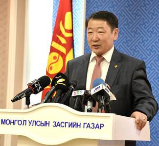 Ж.Батсуурь: Оюутнууд хөгжлийн зээлд хамрагдана