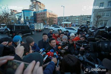 Н.Алтанхуяг: Ц.Элбэгдоржийн бүлэглэл амь тавьж байна