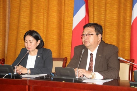 Ирэх оны төсвийн талаар мэдээлэл сонсчээ 