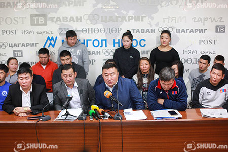 Ц.Цогтбаяр, Б.Баяраа нар академи байгуулжээ