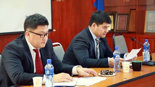 Салбарынхаа бизнес эрхлэгчидтэй уулзлаа