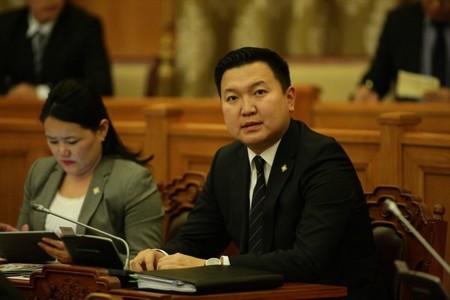 Н.Учрал аа, одоо хэдэн цаг болж  байна