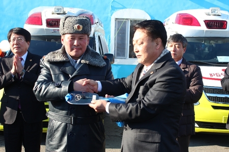Хүн эмнэлгийн бүрэн тохижуулсан автомашинтай болжээ