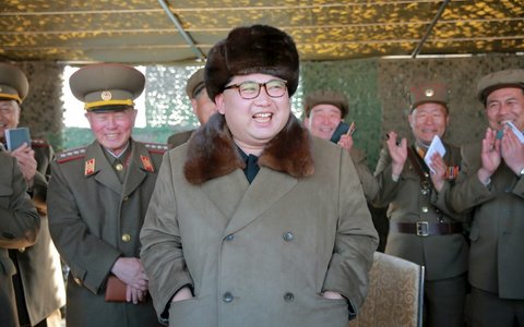 Америкийг устгана хэмээн сүрдүүлжээ