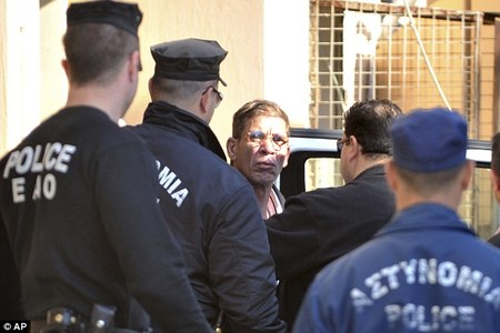 Барьцаалагч эр 22 жил гэр бүлтэйгээ уулзаагүй гэнэ