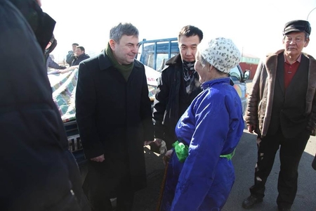 Туркийн Элчин сайдын яамнаас 100 тонн нүүрс тараав