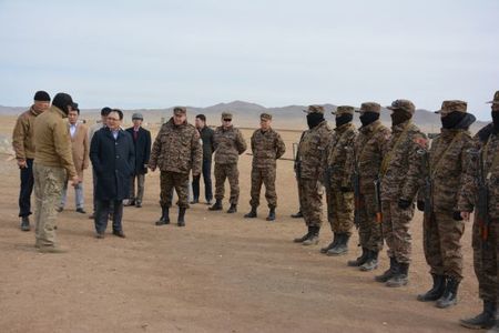 Хууль зүйн сайд аюулгүй байдлын сургалттай танилцлаа