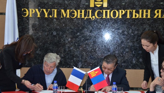 Дурангийн мэс заслын тоног төхөөрөмж нийлүүлнэ
